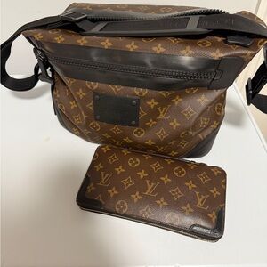 Louis Vuitton Brown Monogram Men's Bag